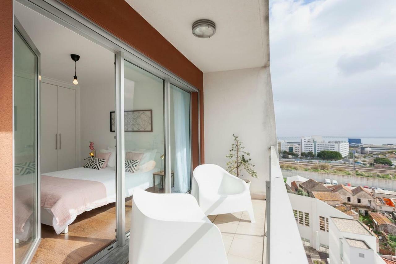 Lisbon Metro Apartment Exterior foto
